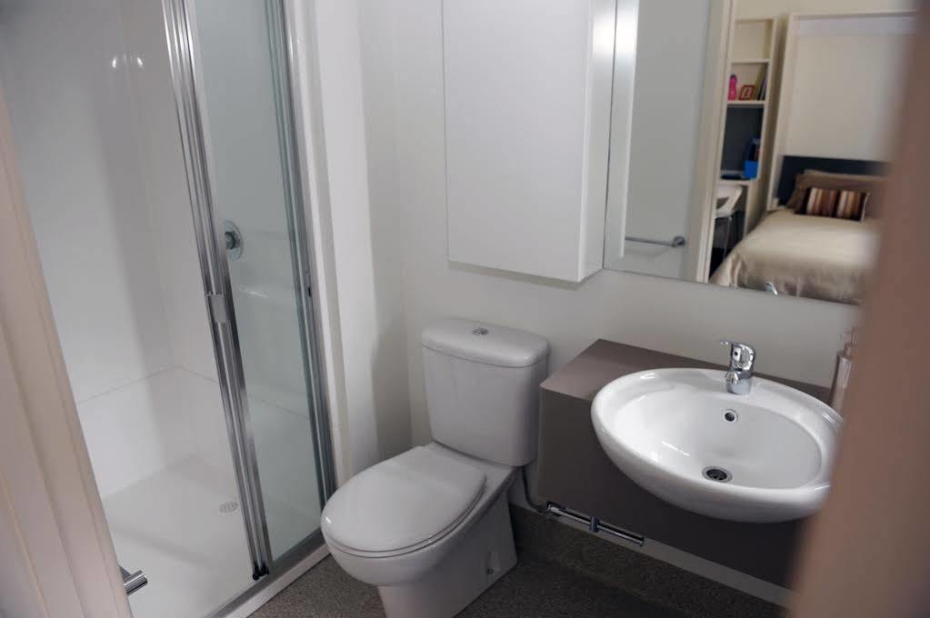 Yarra House Hostel Мелбърн Екстериор снимка